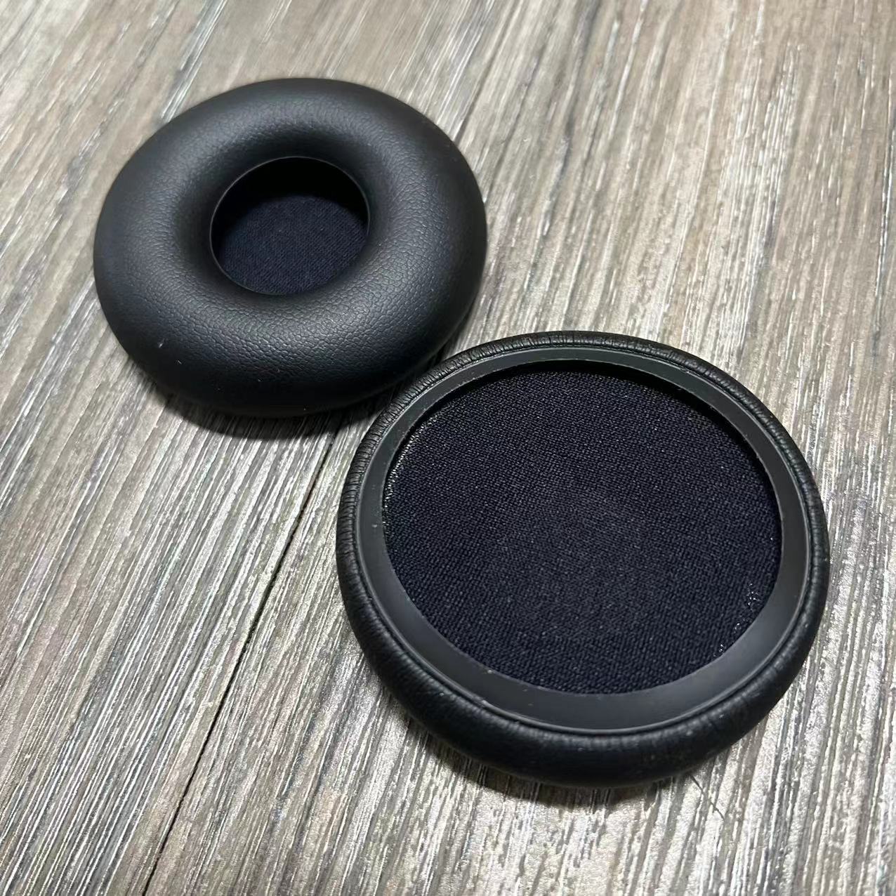 Microsoft Surface Modern Teams - Sennheiser Headphone Momentum 4 리뷰 및 가격